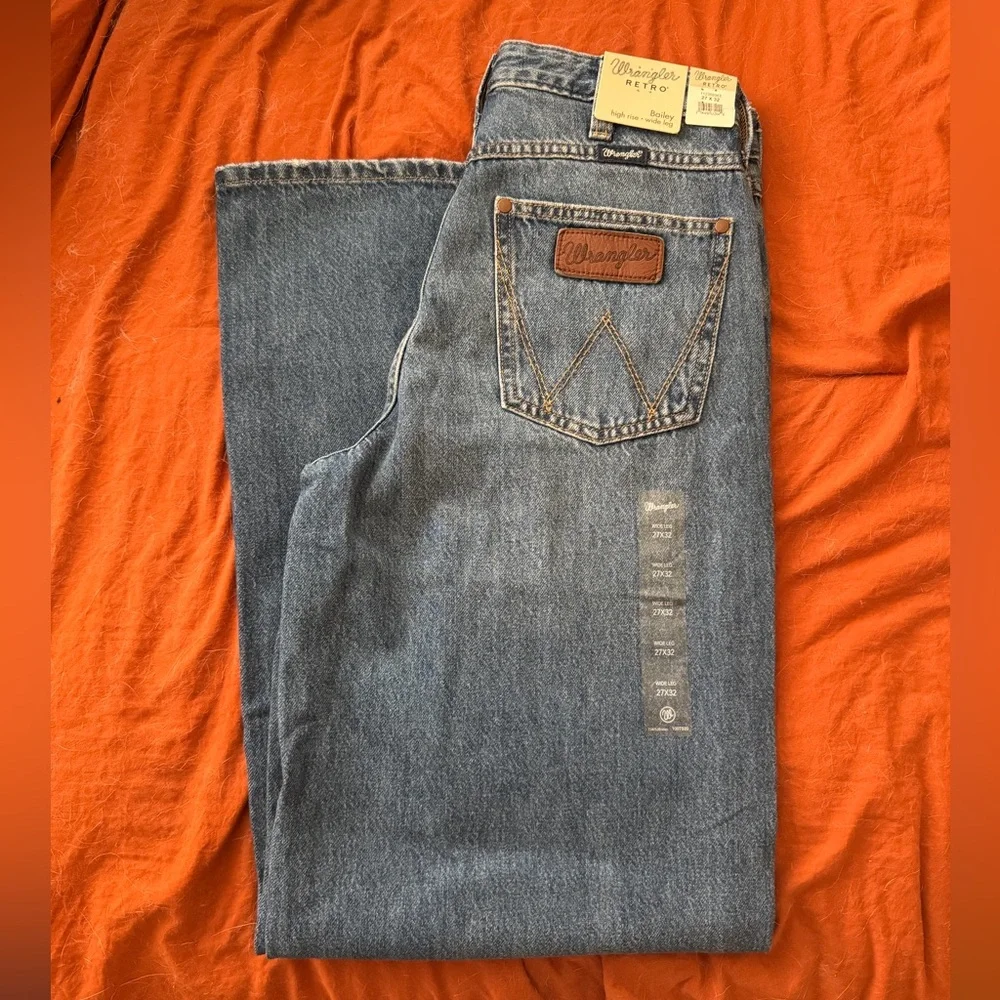 WOMEN'S WRANGLER RETRO® BAILEY HIGH RISE WIDE LEG JEAN IN YVETTE - Picture 3 of 5